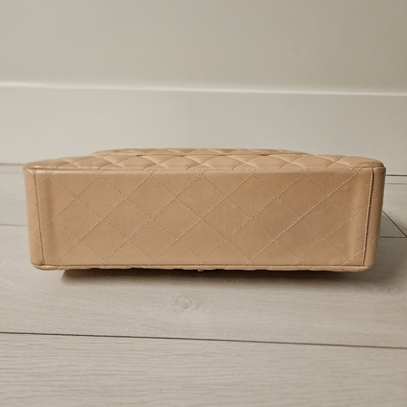 Chanel single flap bag - Picture 7 of 16